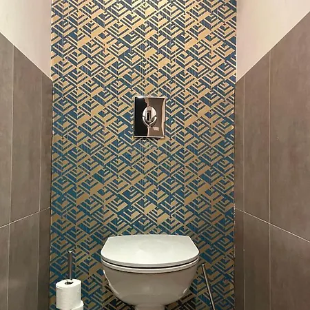 Vue Christophe Colomb 140m2 *