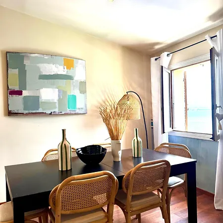 Vue Christophe Colomb 140m2 * Кальви