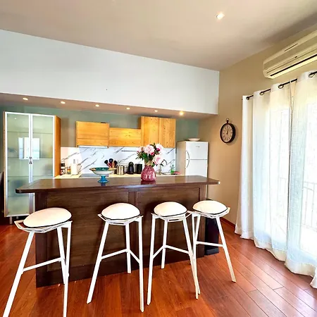 Duplex Vue Christophe Colomb 140m2