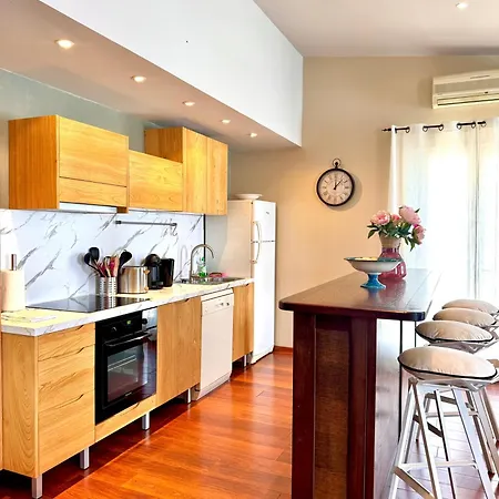 Duplex Vue Christophe Colomb 140m2 Calvi (Corsica)