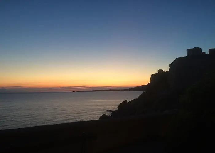 Vue Christophe Colomb 140m2 *